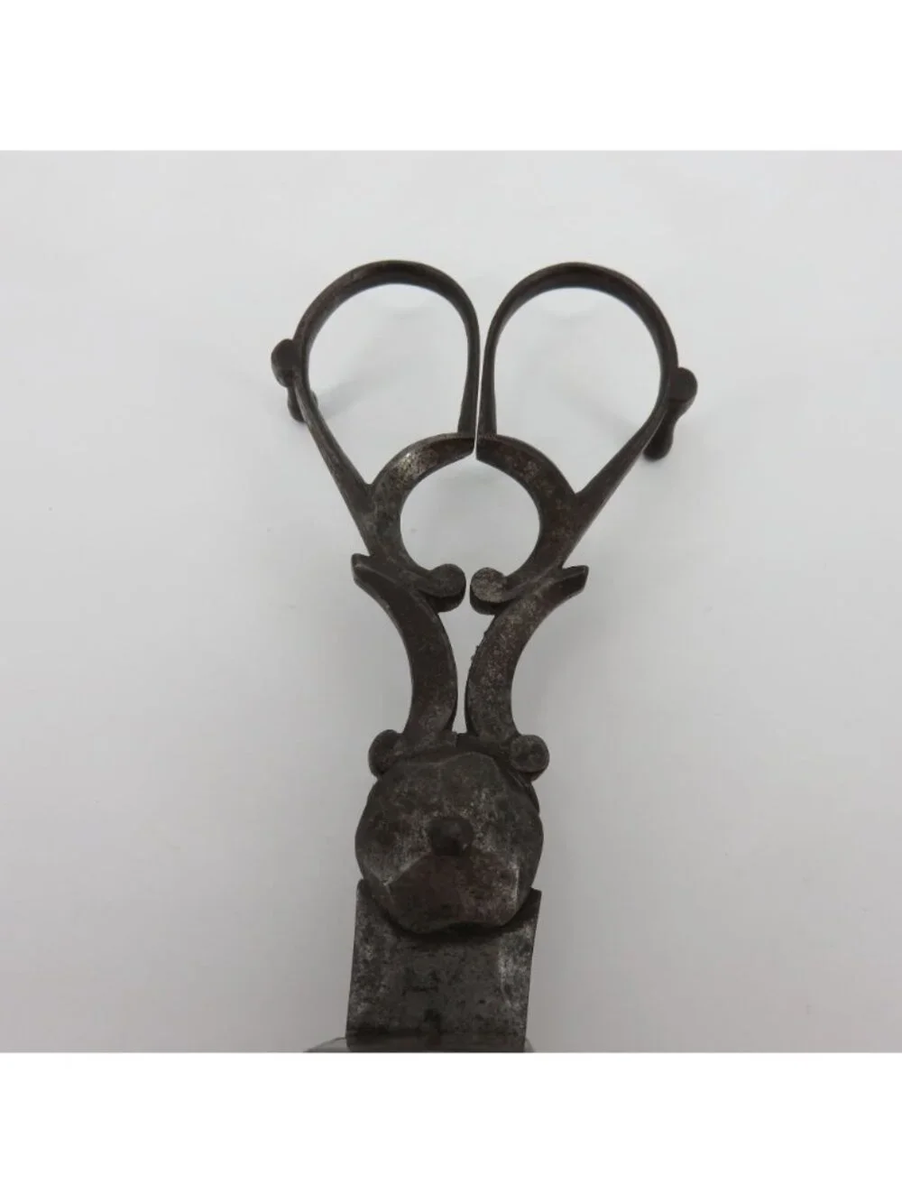 N/A antique metal